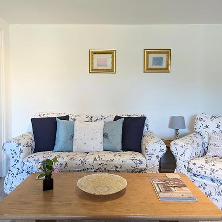 Humphries Cross Apartments Rye Extérieur photo