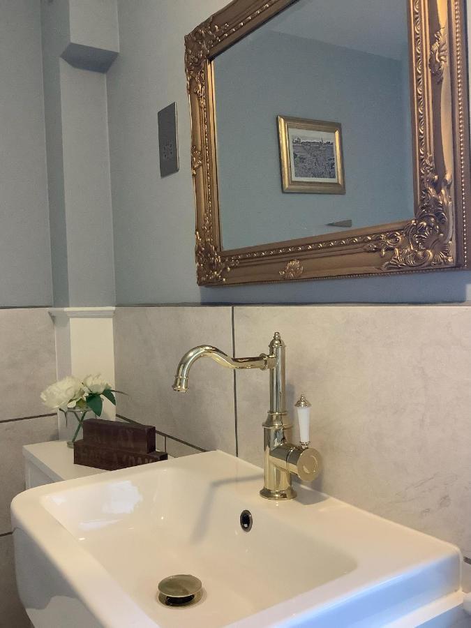 Humphries Cross Apartments Rye Extérieur photo
