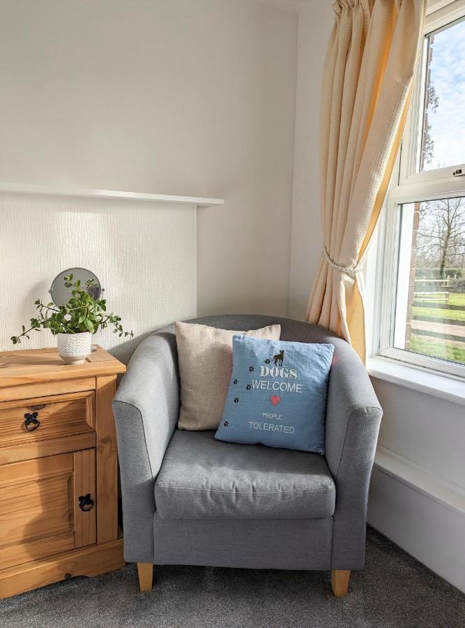 Humphries Cross Apartments Rye Extérieur photo